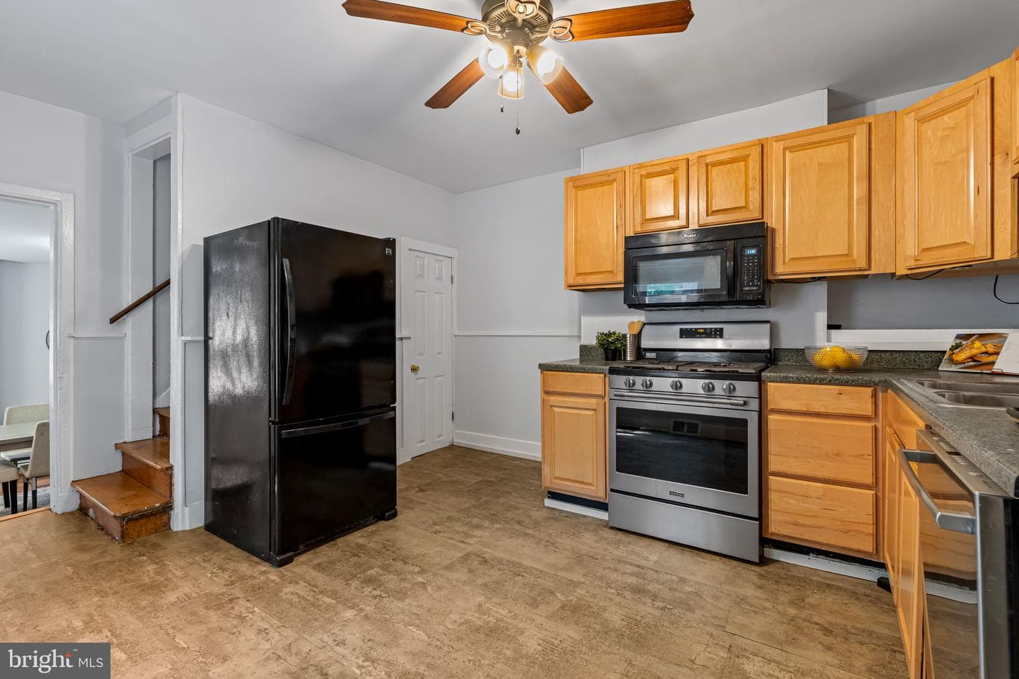 3723 Falls Road photo 16
