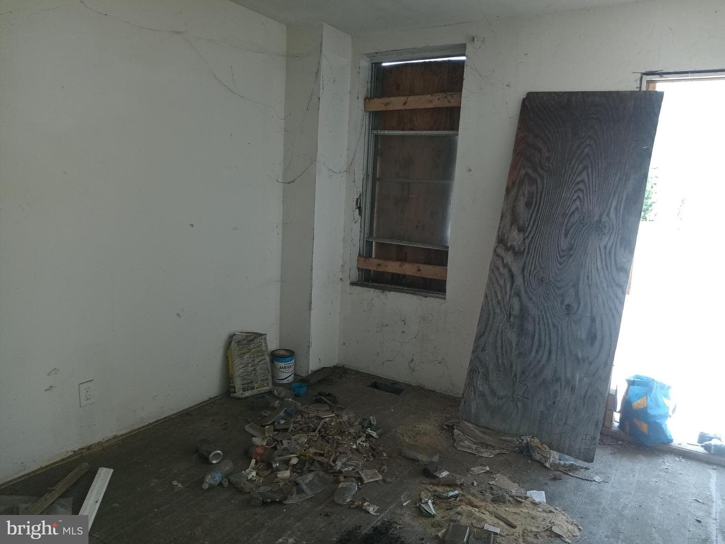 409 S Monroe Street photo 3