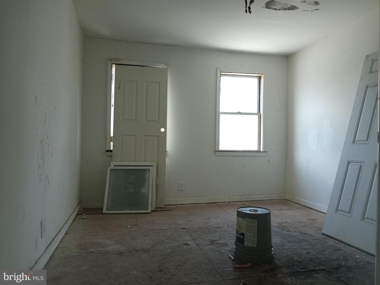 409 S Monroe Street photo 4