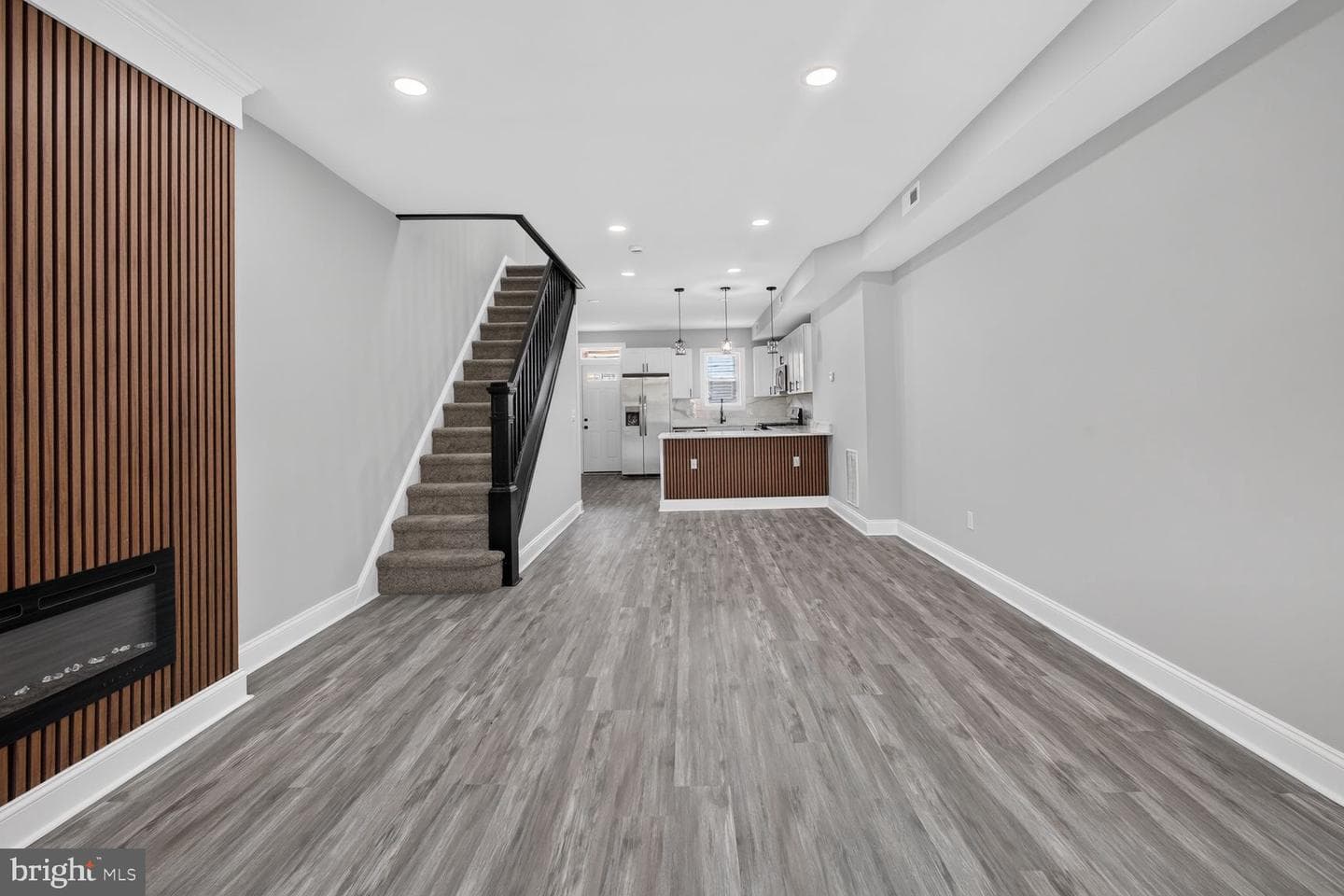 2605 E Hoffman Street, Baltimore