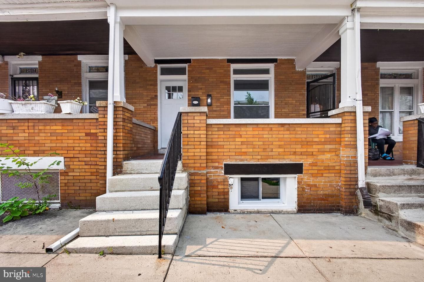 2605 E Hoffman Street, Baltimore