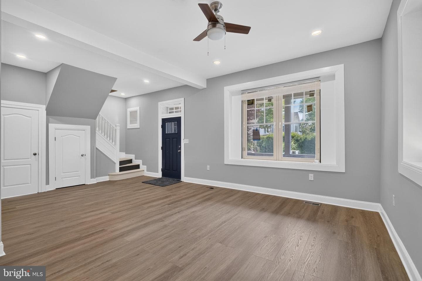 214 S Augusta Avenue photo 13