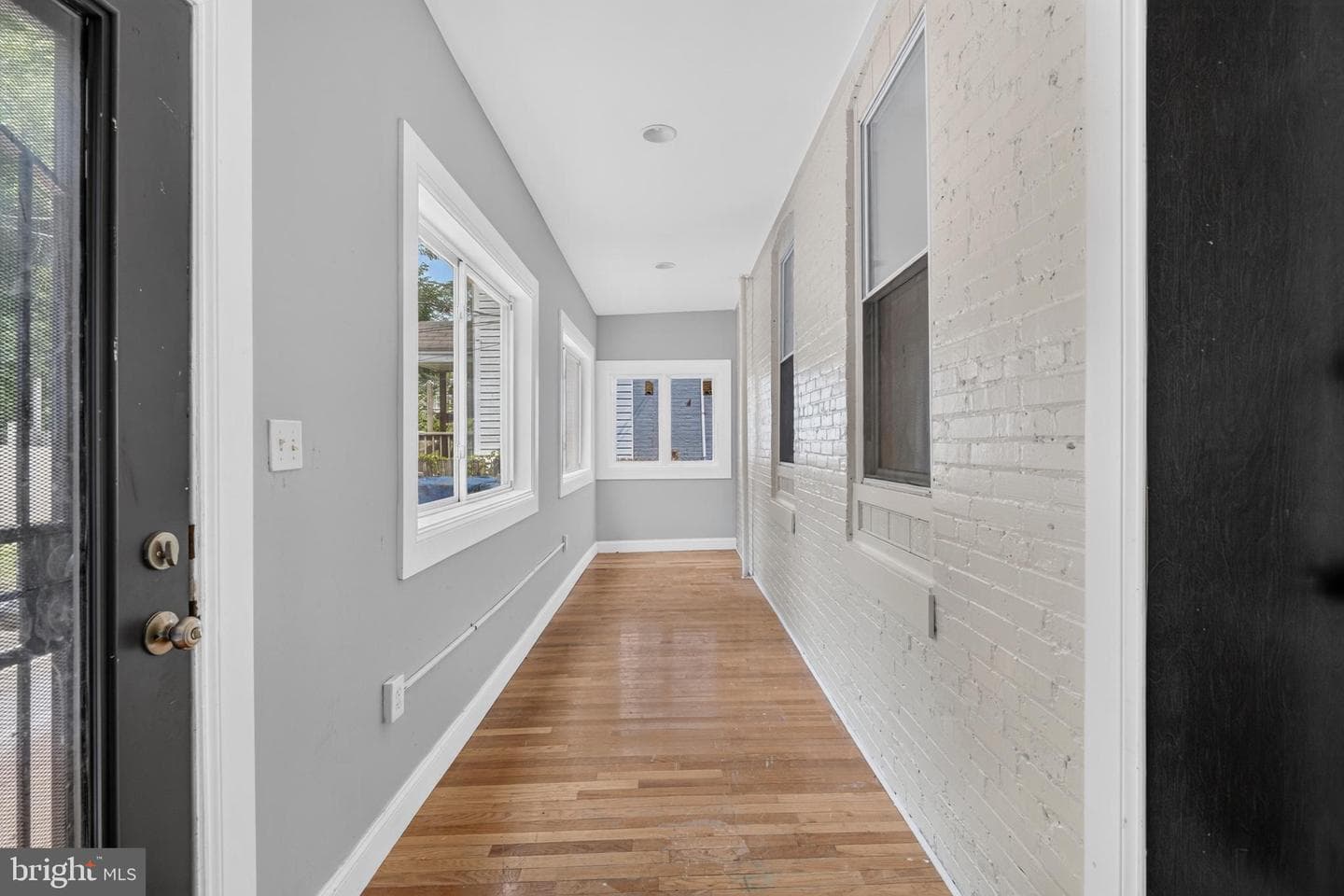 214 S Augusta Avenue photo 29