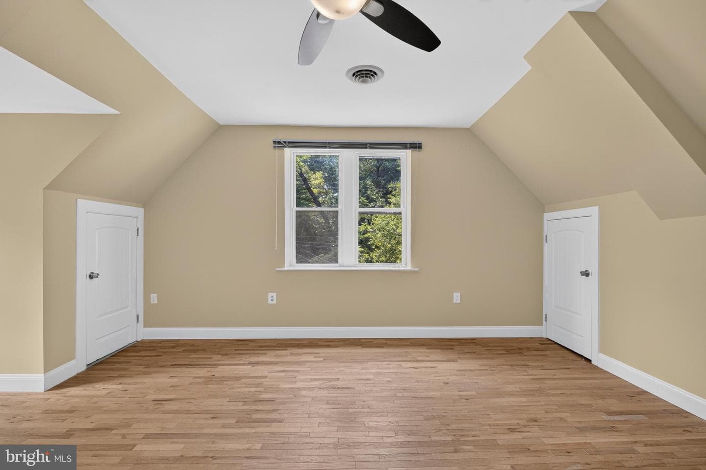 214 S Augusta Avenue photo 54