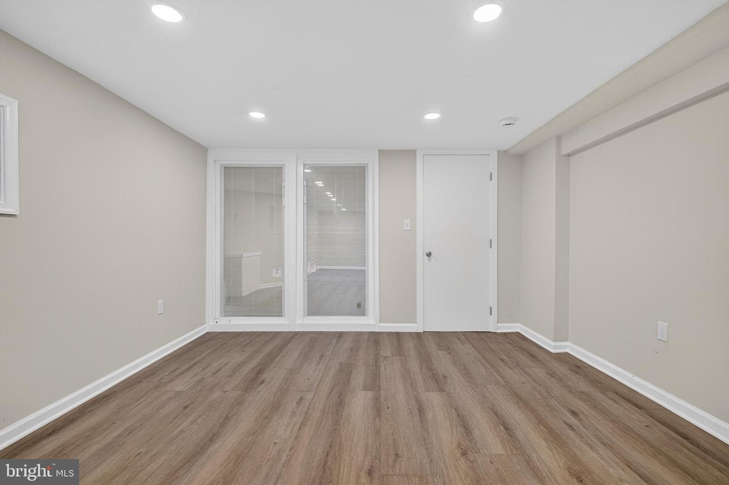 214 S Augusta Avenue photo 63