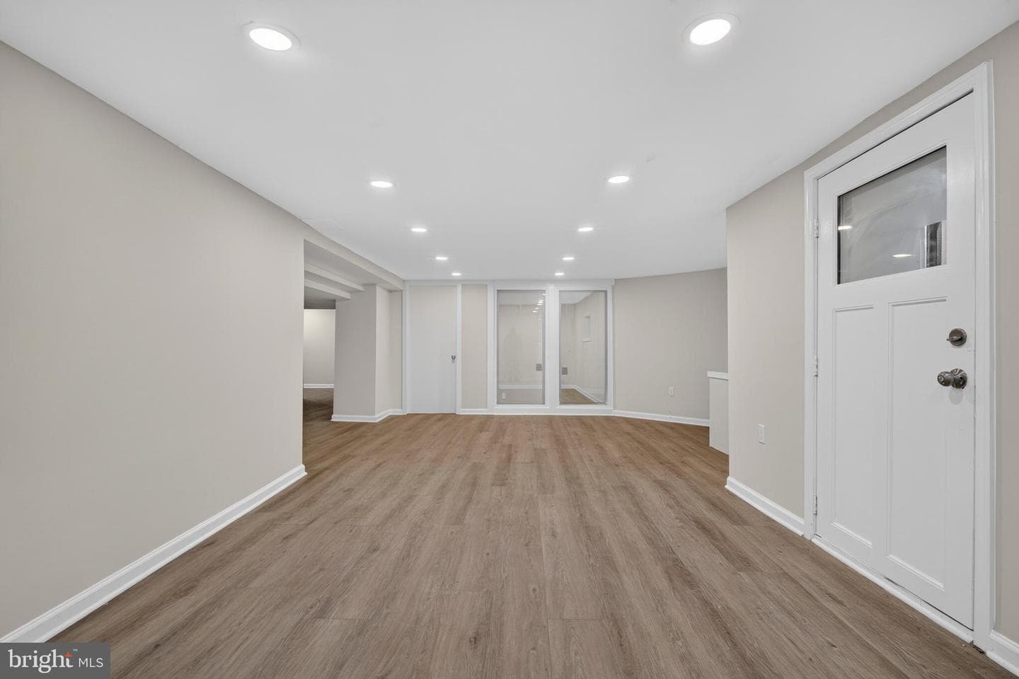 214 S Augusta Avenue photo 64
