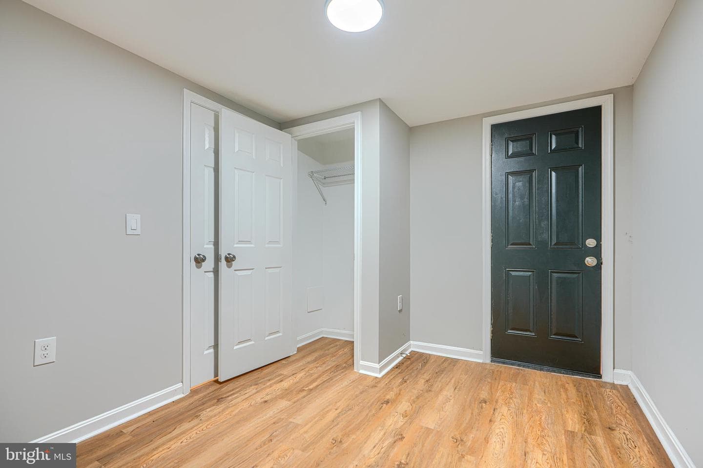 3023 W Garrison Avenue photo 35