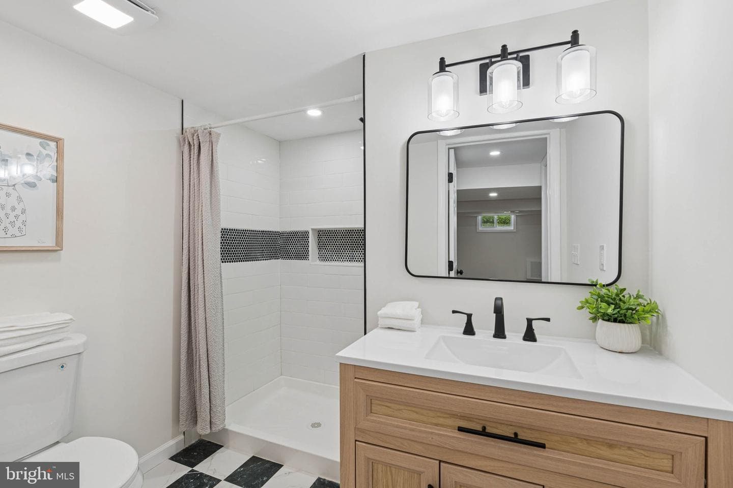 3807 Grenton Avenue photo 31