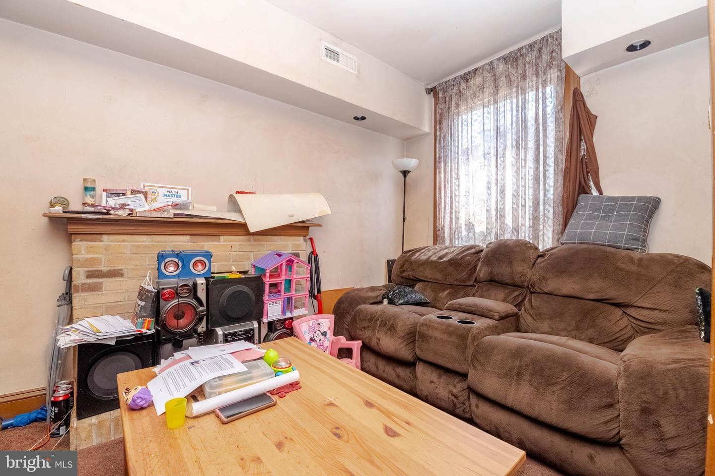 120 N Glover Street photo 3