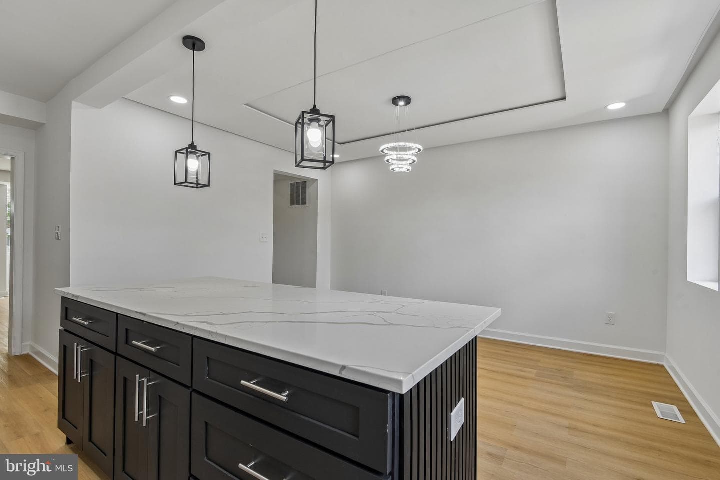 1528 Sheffield Road photo 14