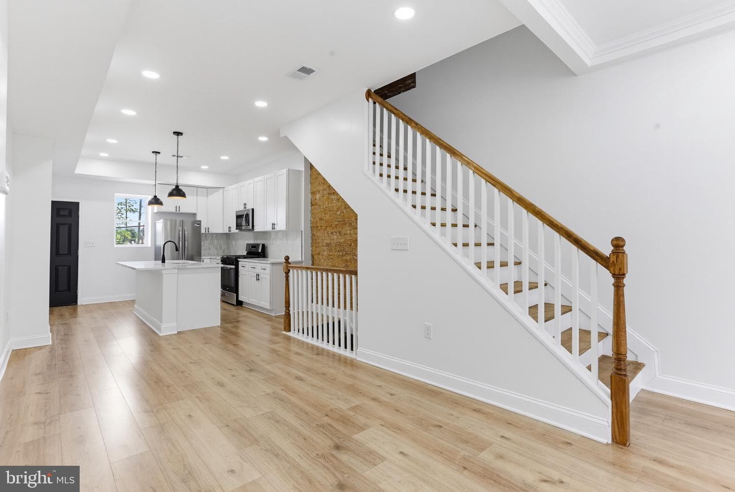 1315 N Broadway photo 13