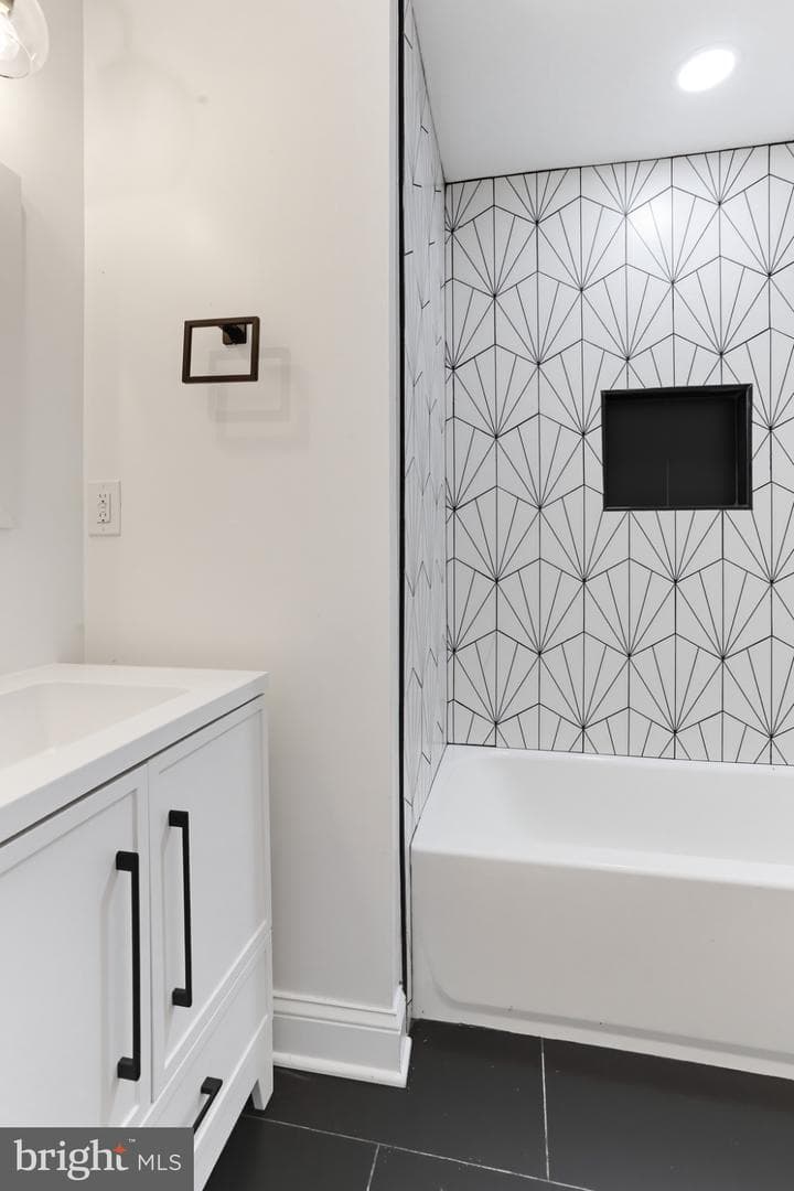 1315 N Broadway photo 21