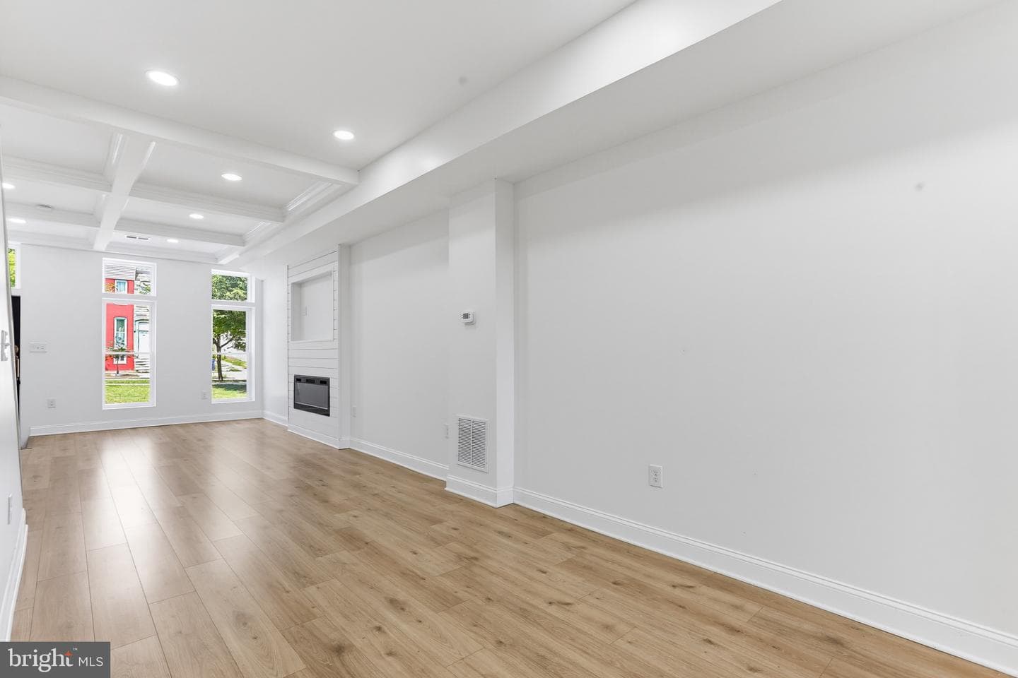 1315 N Broadway photo 6