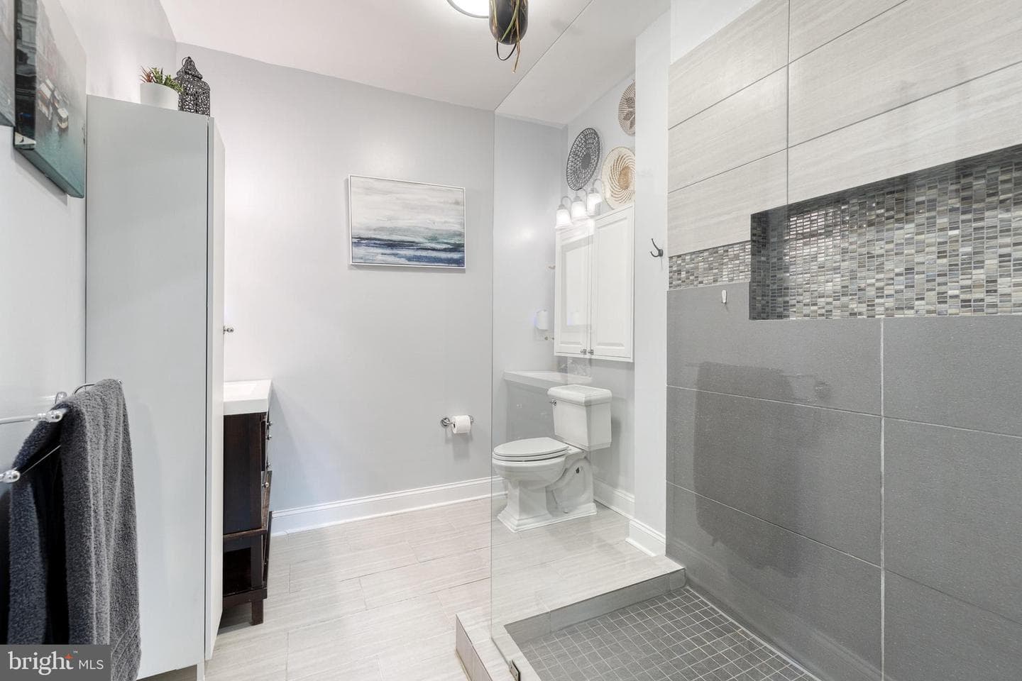 216 S Highland Avenue photo 27