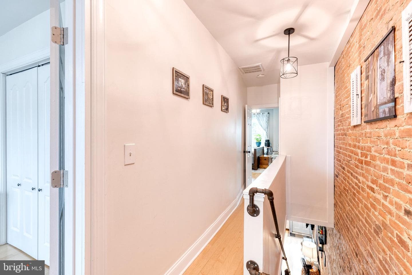 216 S Highland Avenue photo 35