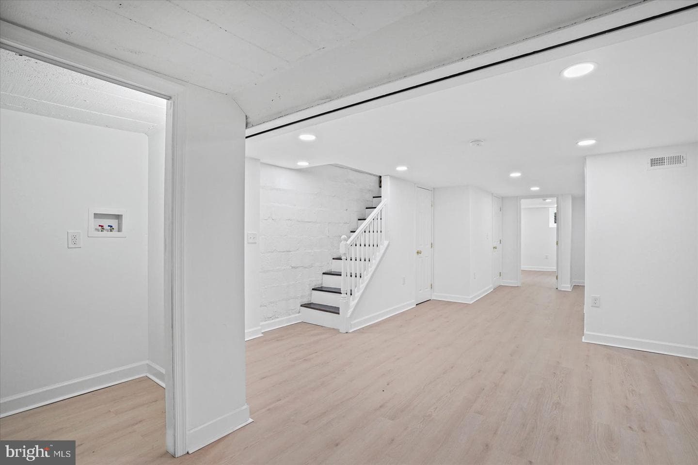21 Monastery Avenue photo 25