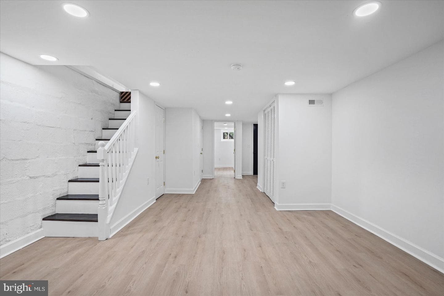 21 Monastery Avenue photo 26