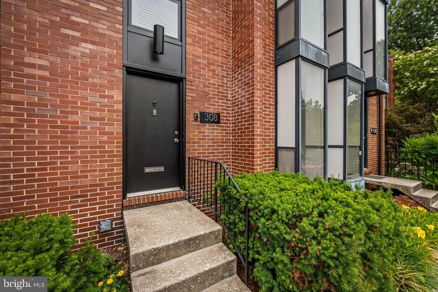 308 W Lafayette Avenue photo 4