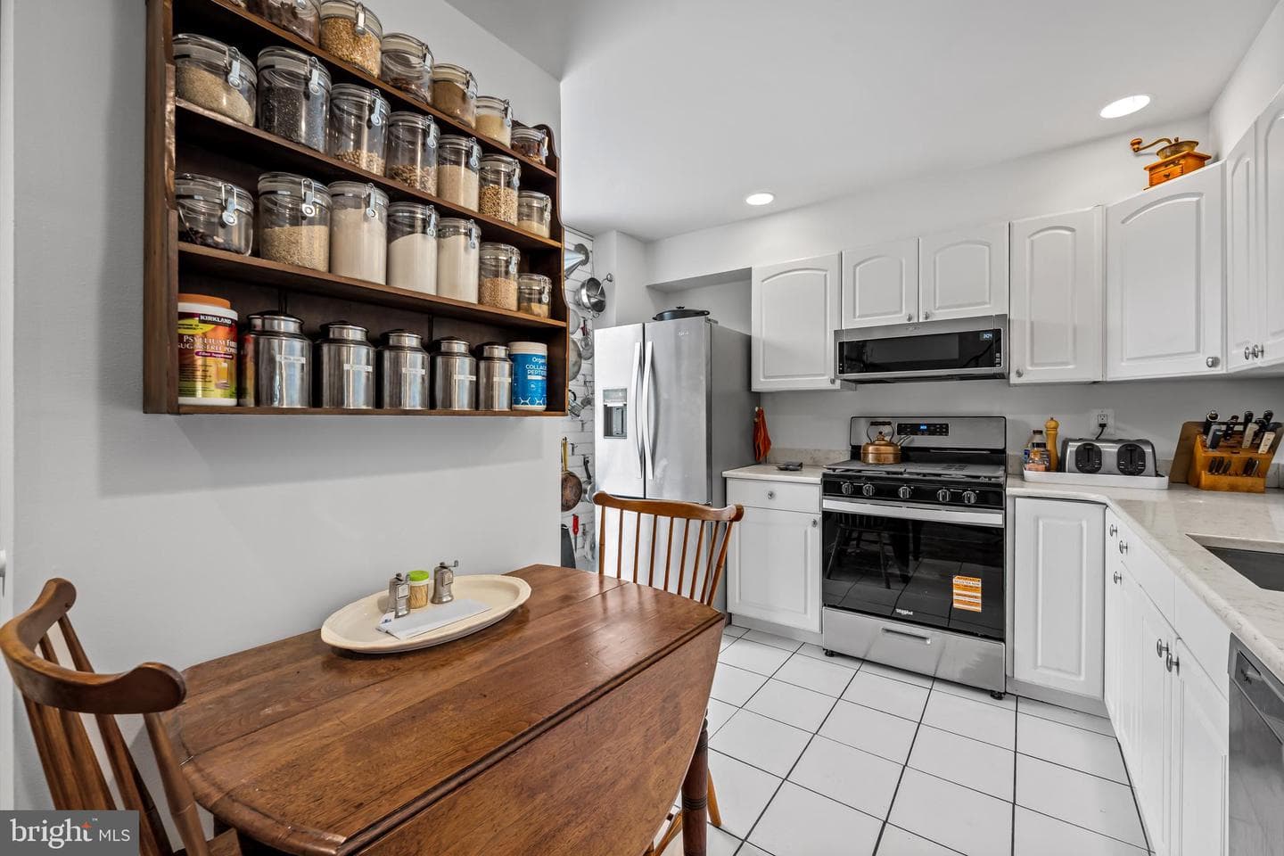308 W Lafayette Avenue photo 8