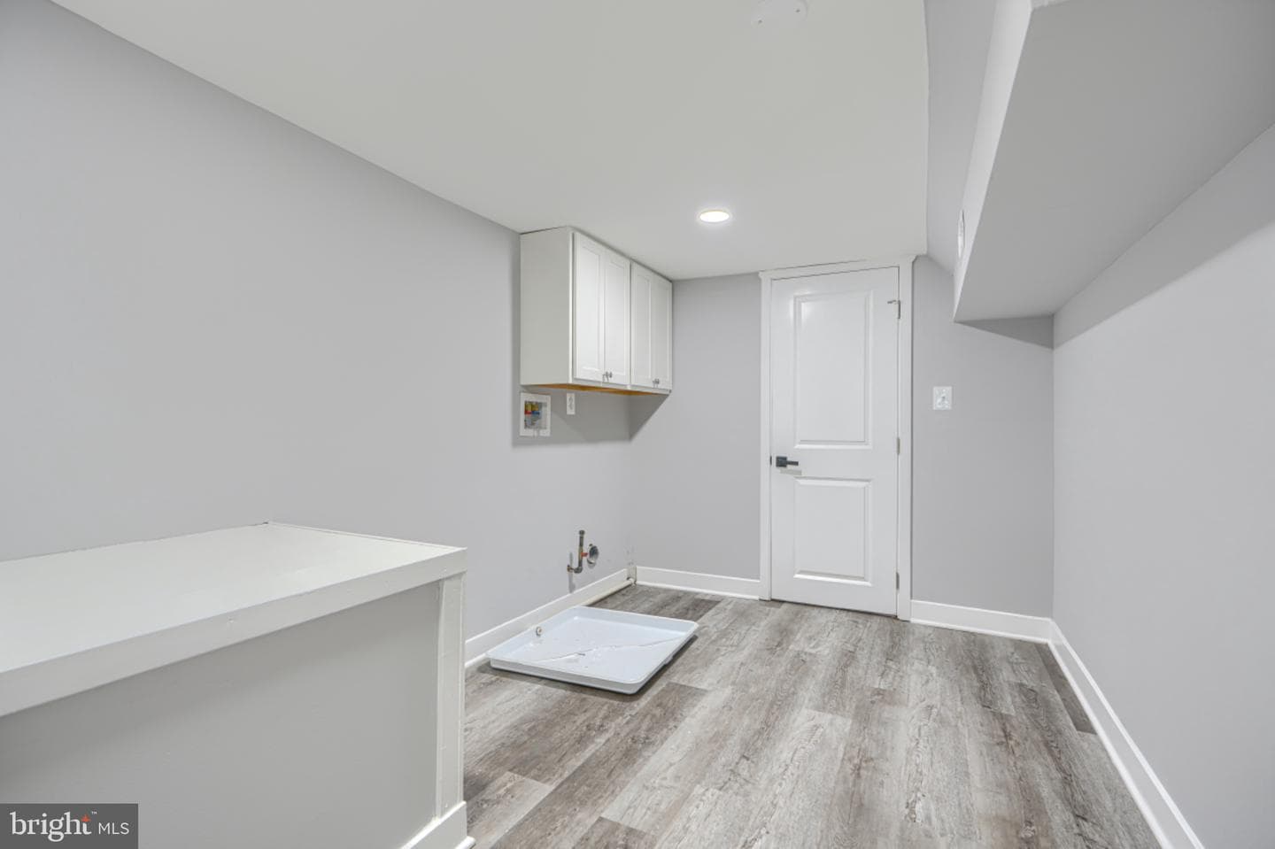 110 N Lakewood Avenue photo 43