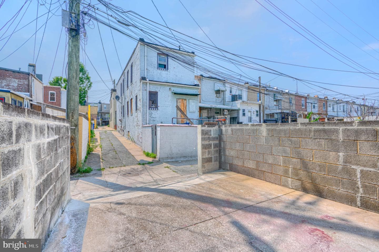110 N Lakewood Avenue photo 53