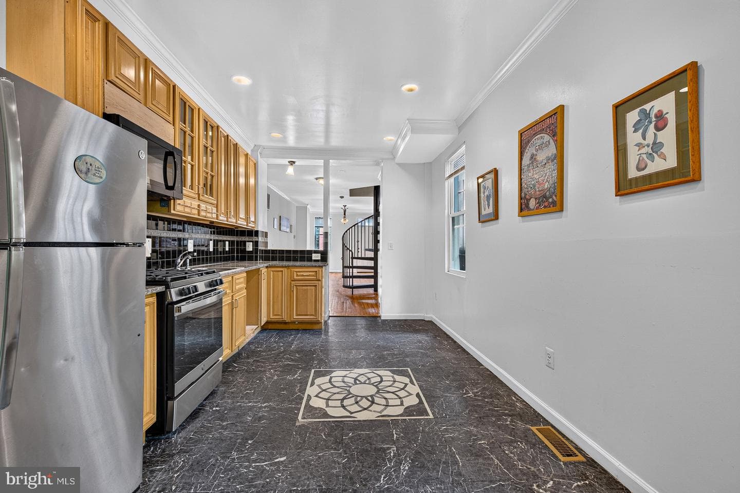 418 N Chester Street photo 12