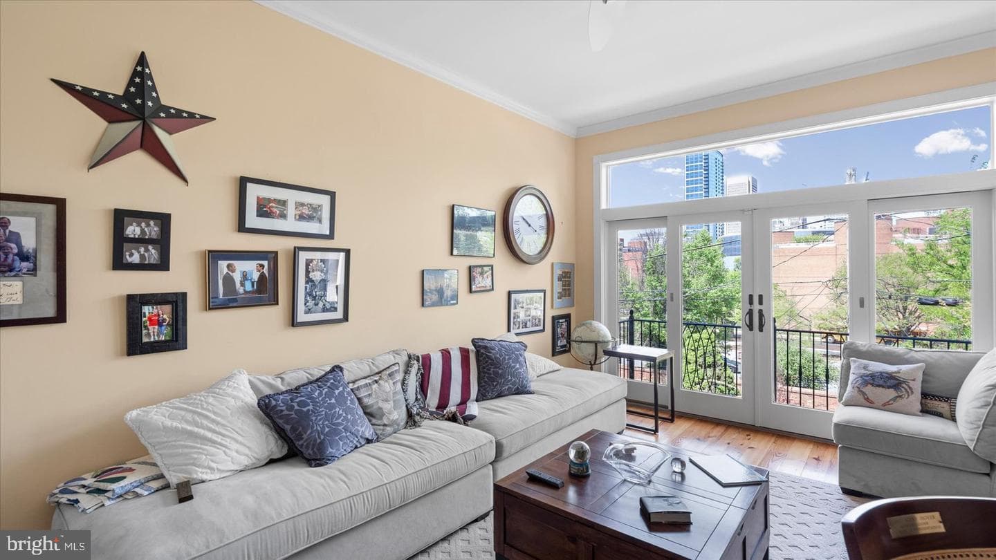 114 Montgomery Street photo 24