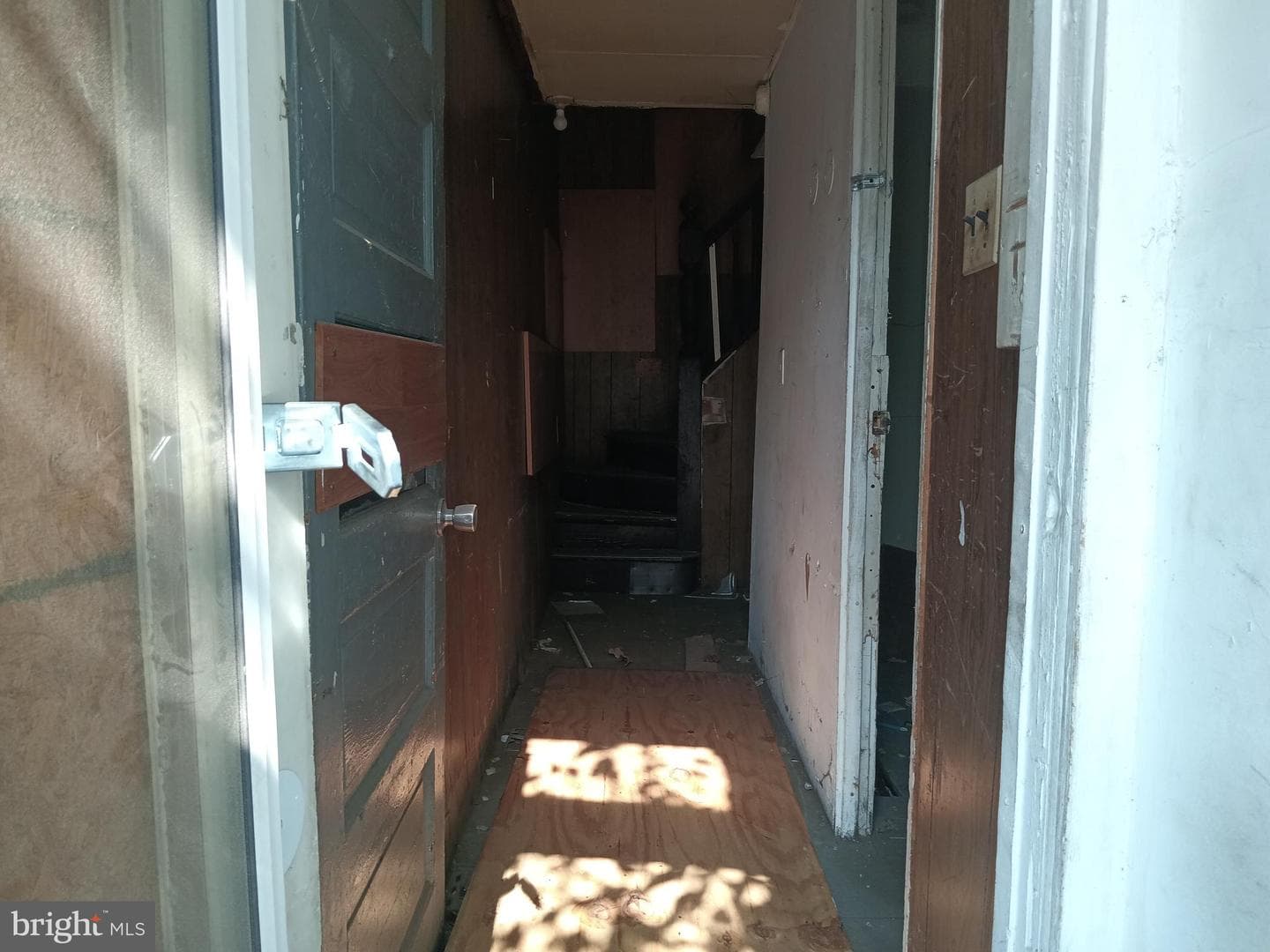 1021 N Monroe Street photo 2