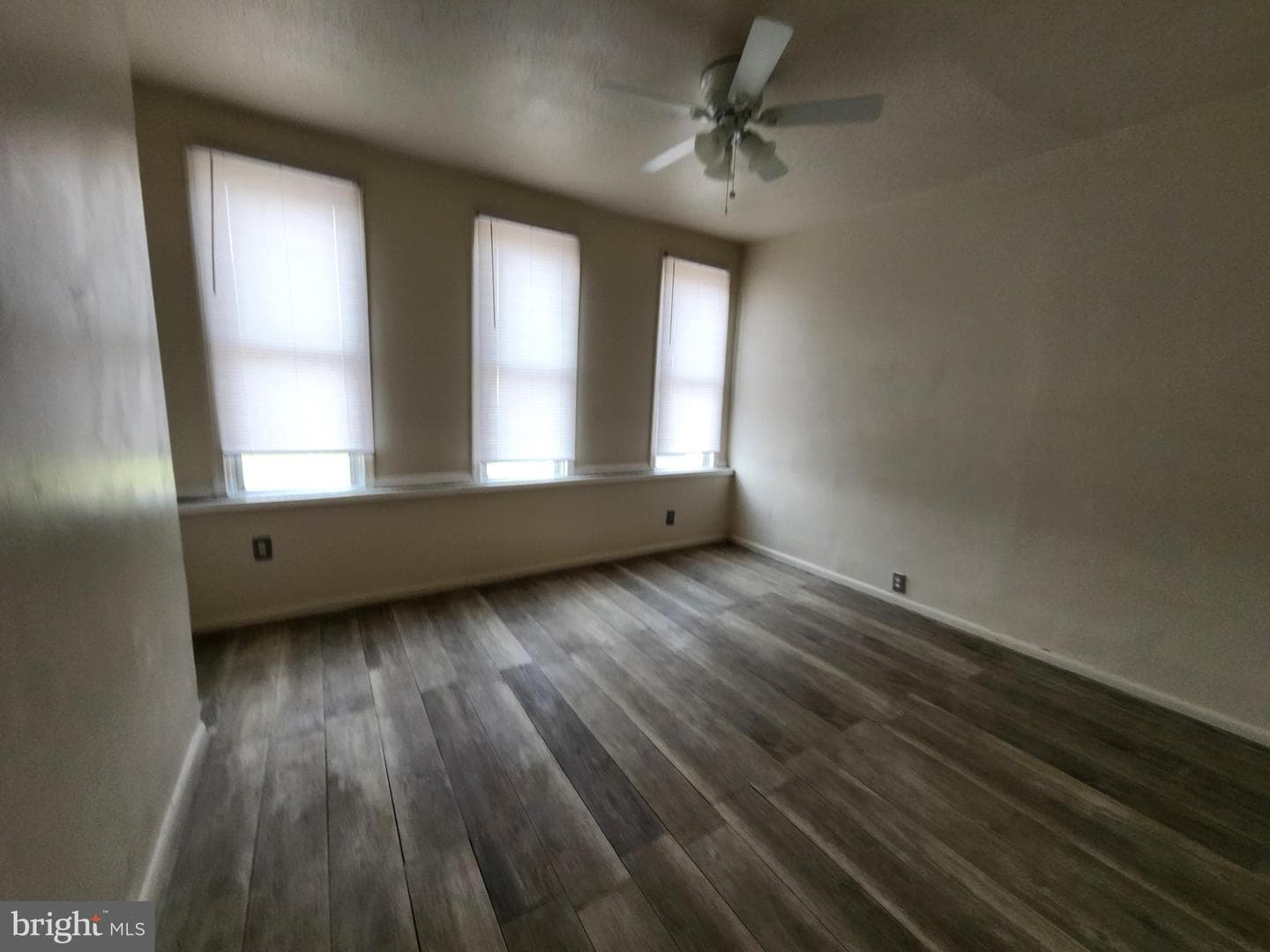 3336 Frederick Avenue photo 13