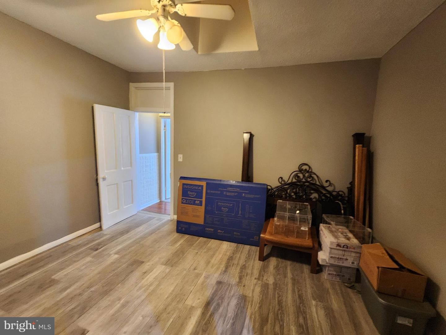 3336 Frederick Avenue photo 16