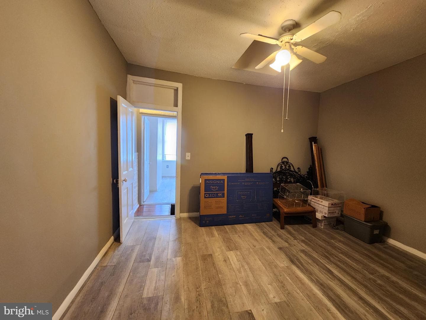 3336 Frederick Avenue photo 17