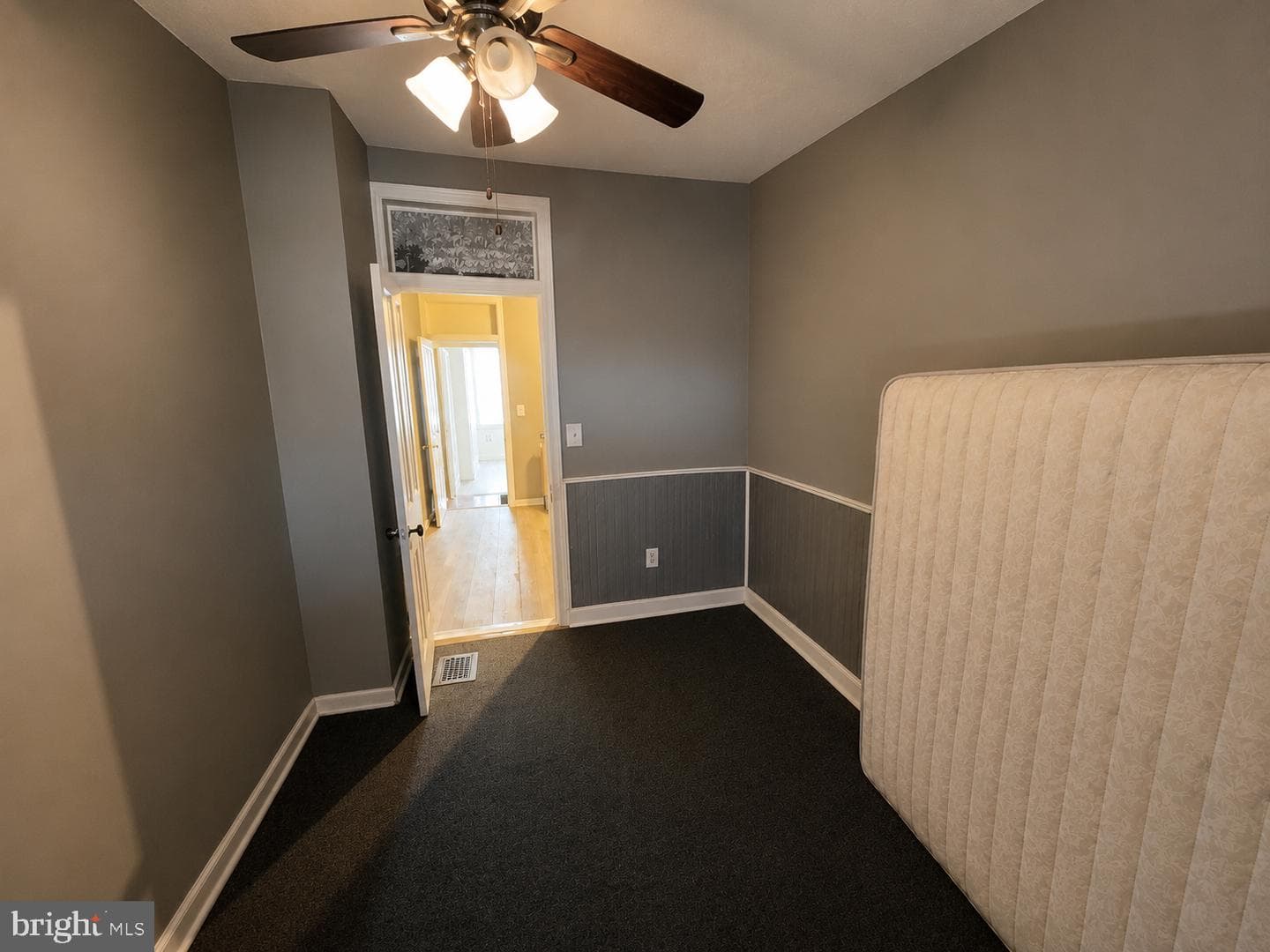 3336 Frederick Avenue photo 19