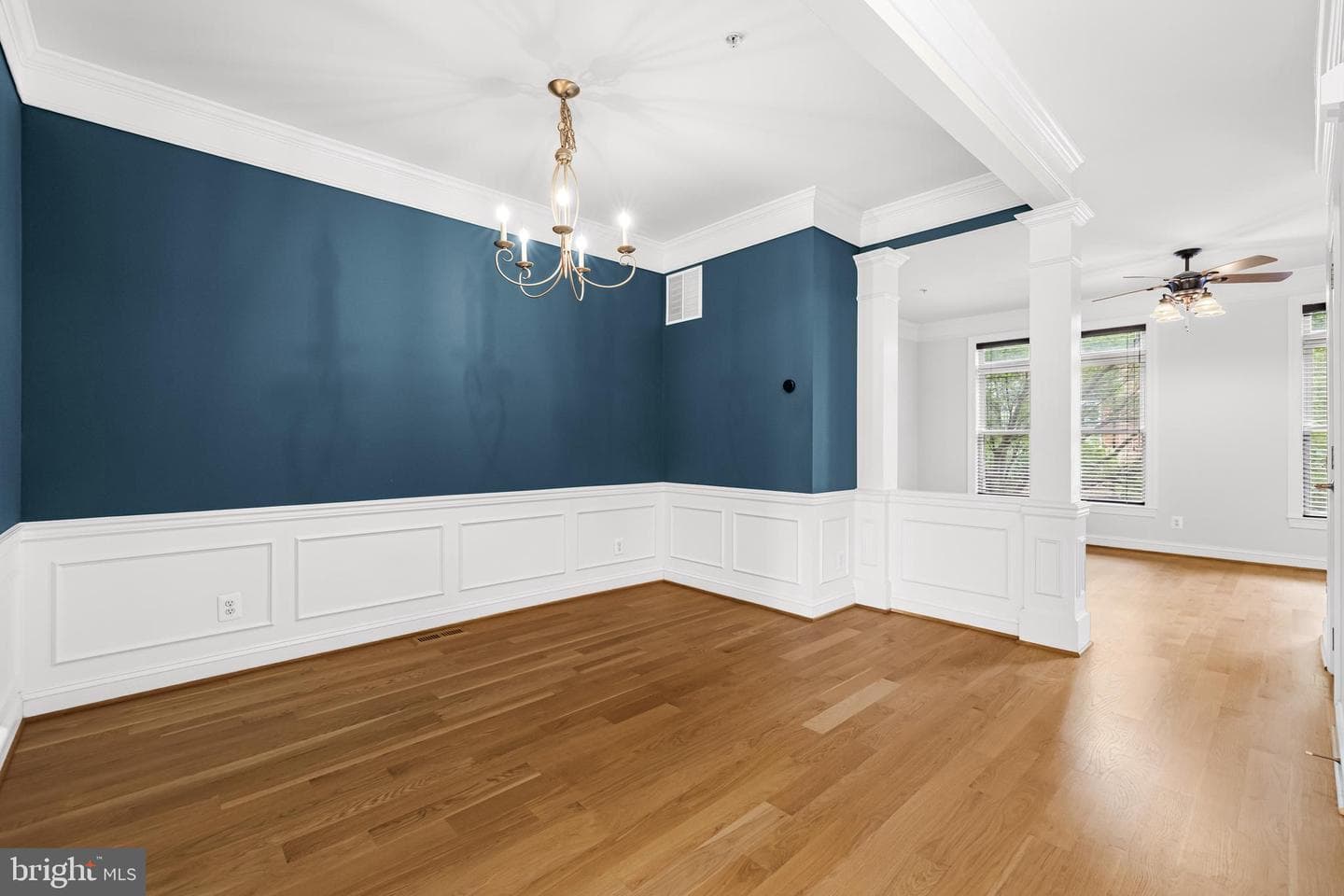 1420 Benjamin Street photo 11