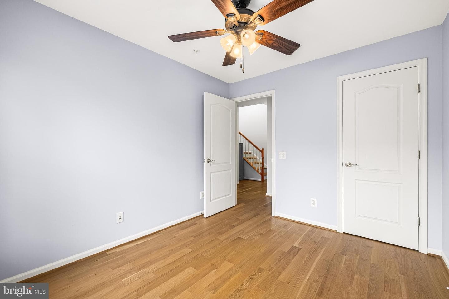1420 Benjamin Street photo 33