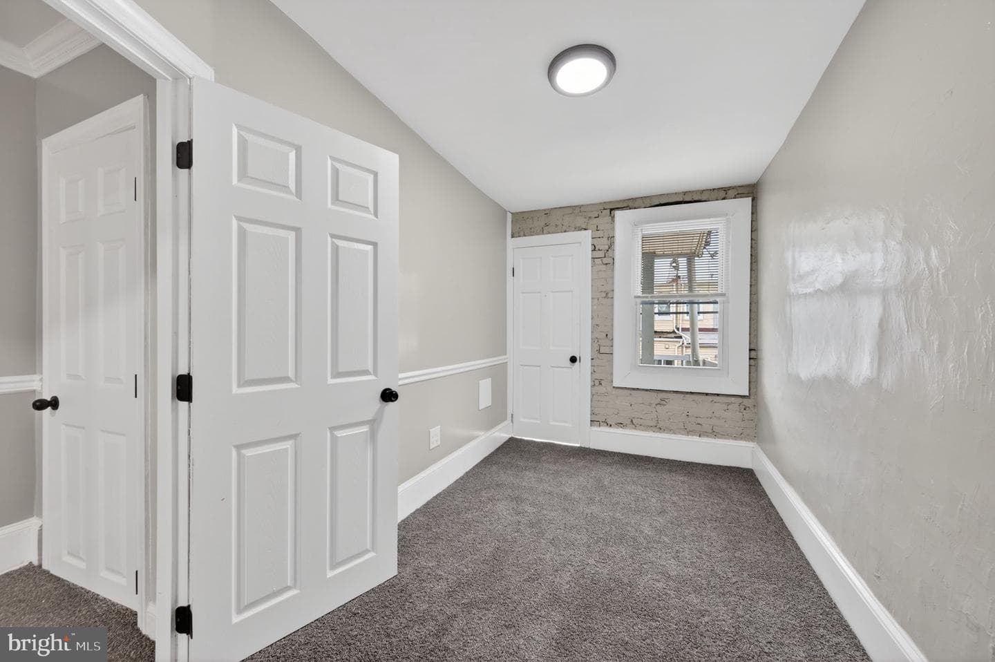 1338 Sargeant Street photo 15