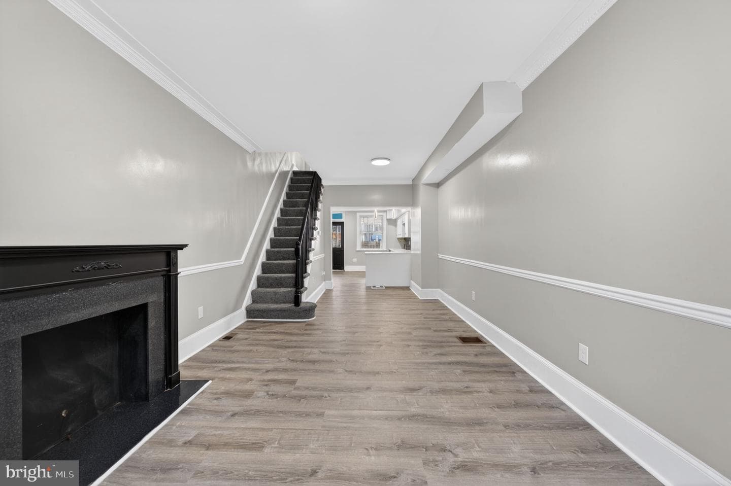 1338 Sargeant Street photo 20