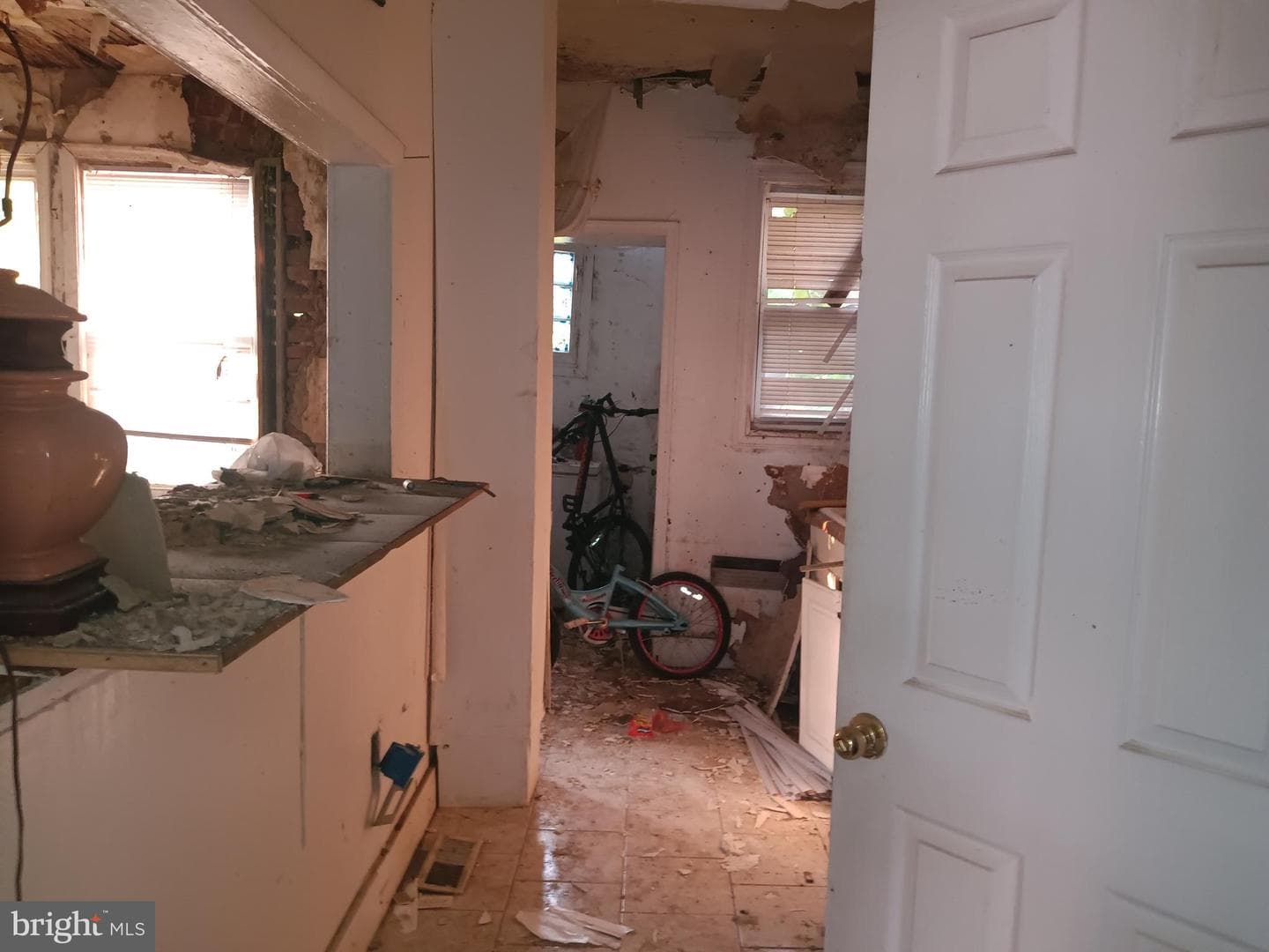 3916 Ridgewood Avenue photo 2