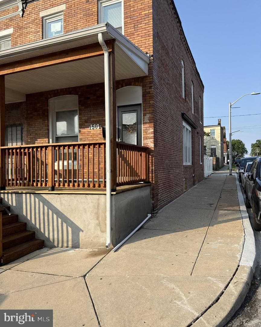 1501 Abbotston Street photo 2