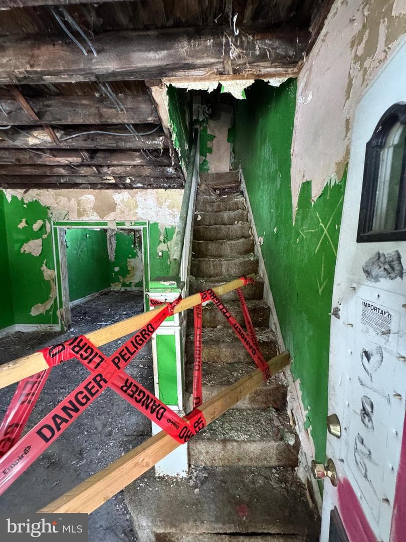 42 N Ellamont Street photo 3