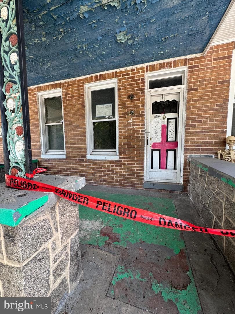 42 N Ellamont Street photo 4