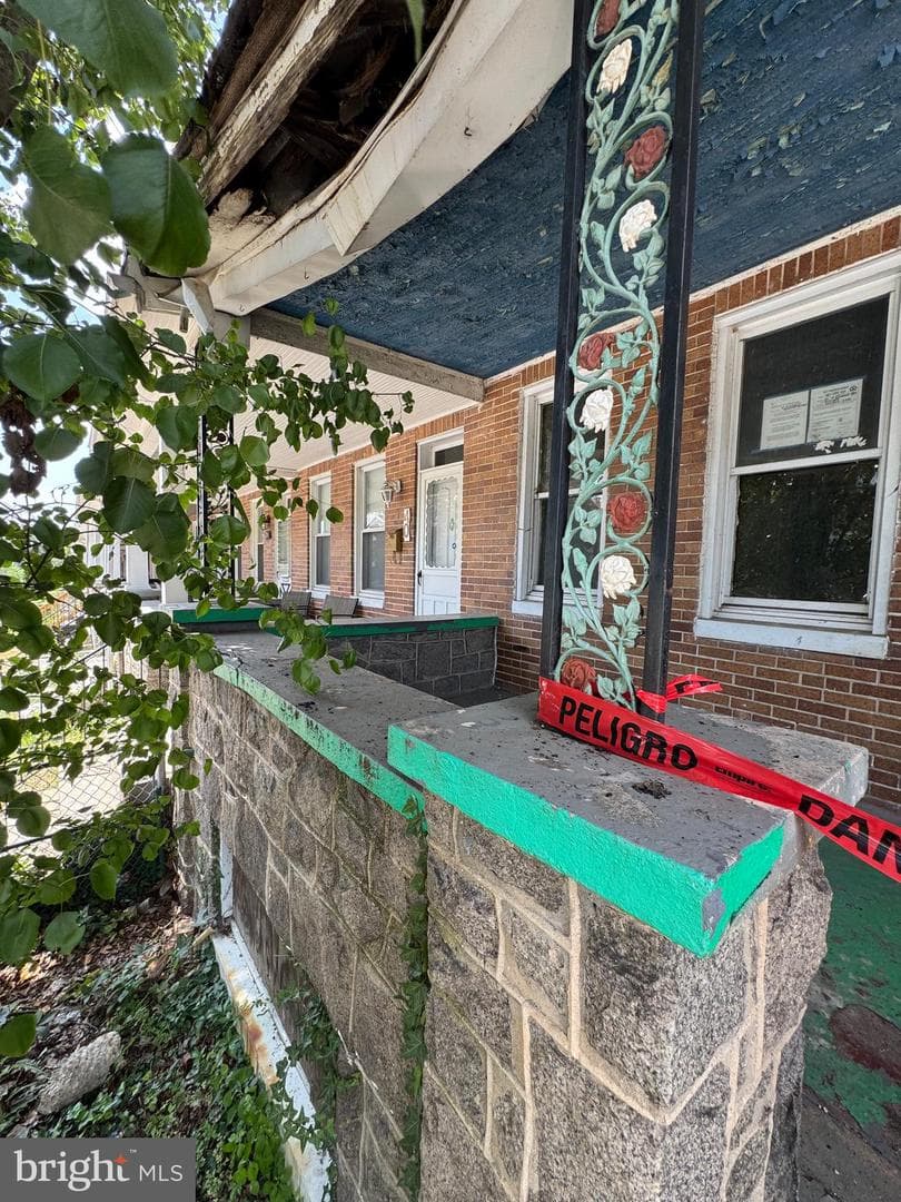 42 N Ellamont Street photo 5