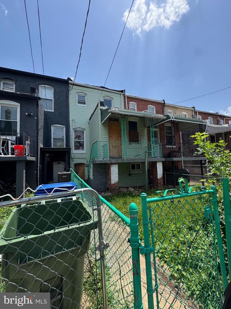 42 N Ellamont Street photo 6