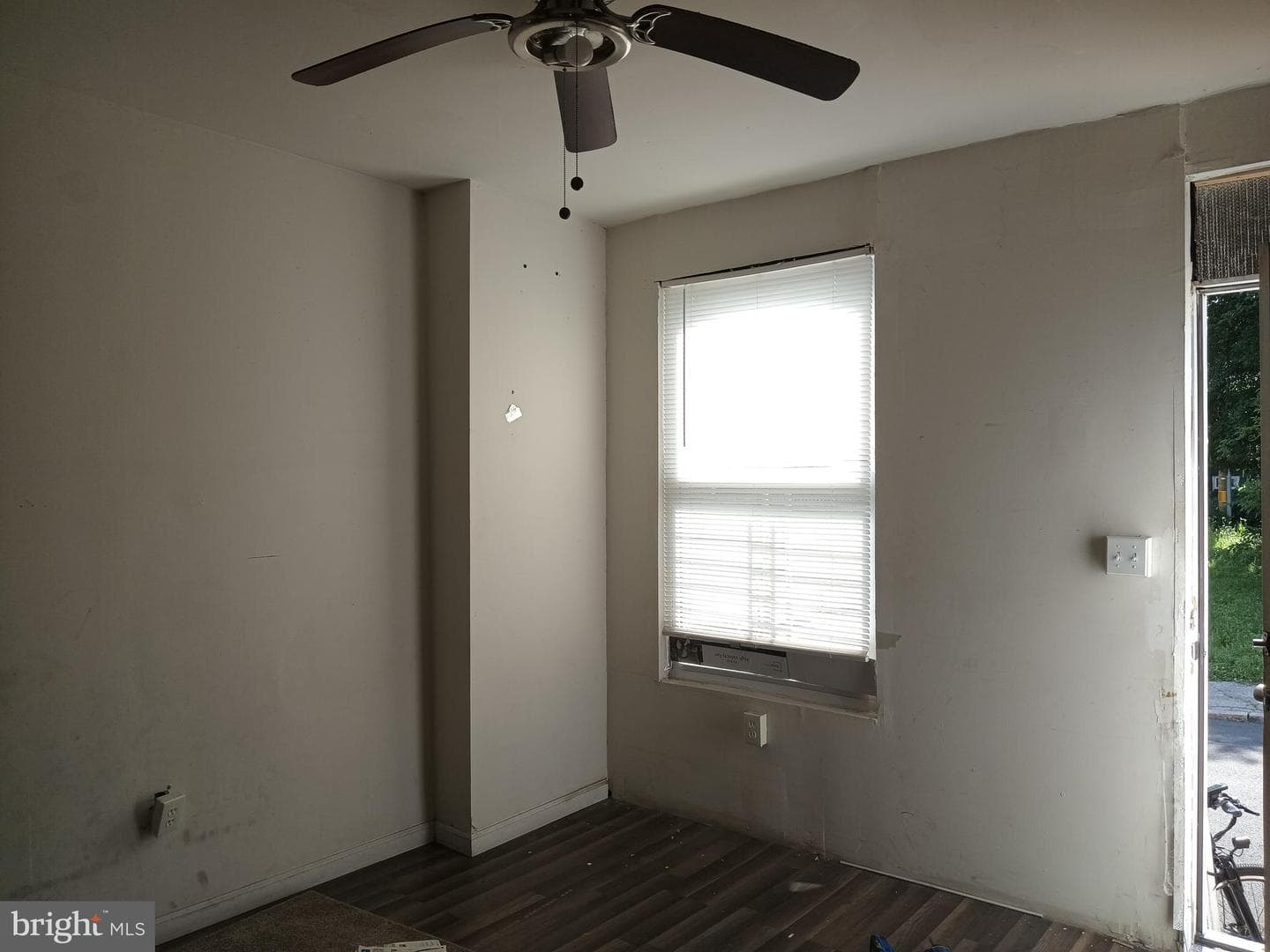1701 N Durham Street photo 3