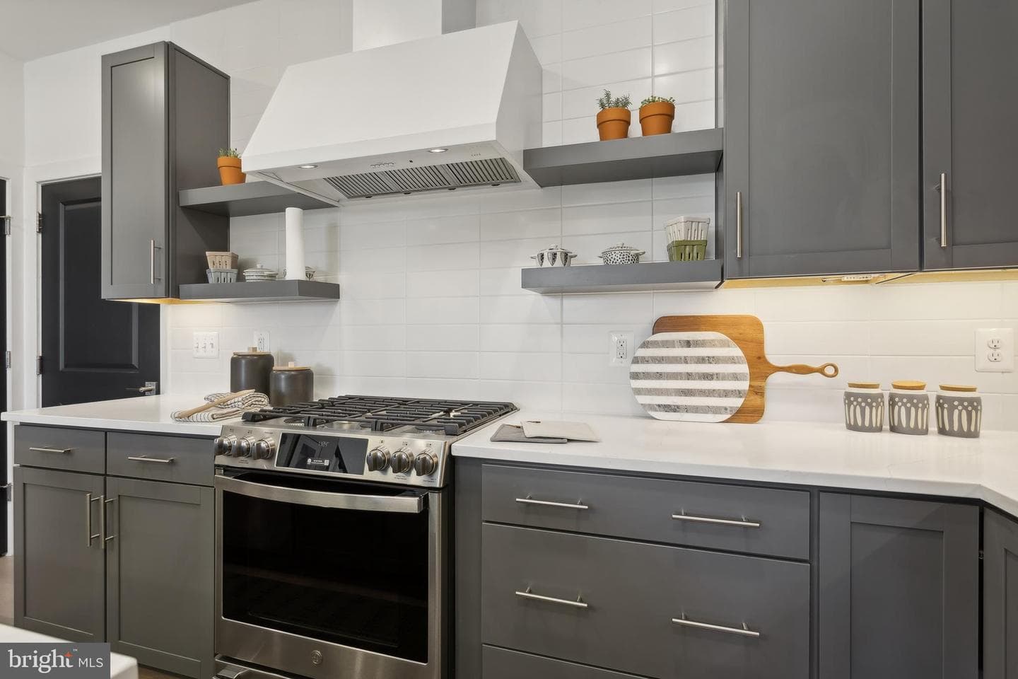 103a E Cromwell Street #1003 photo 11