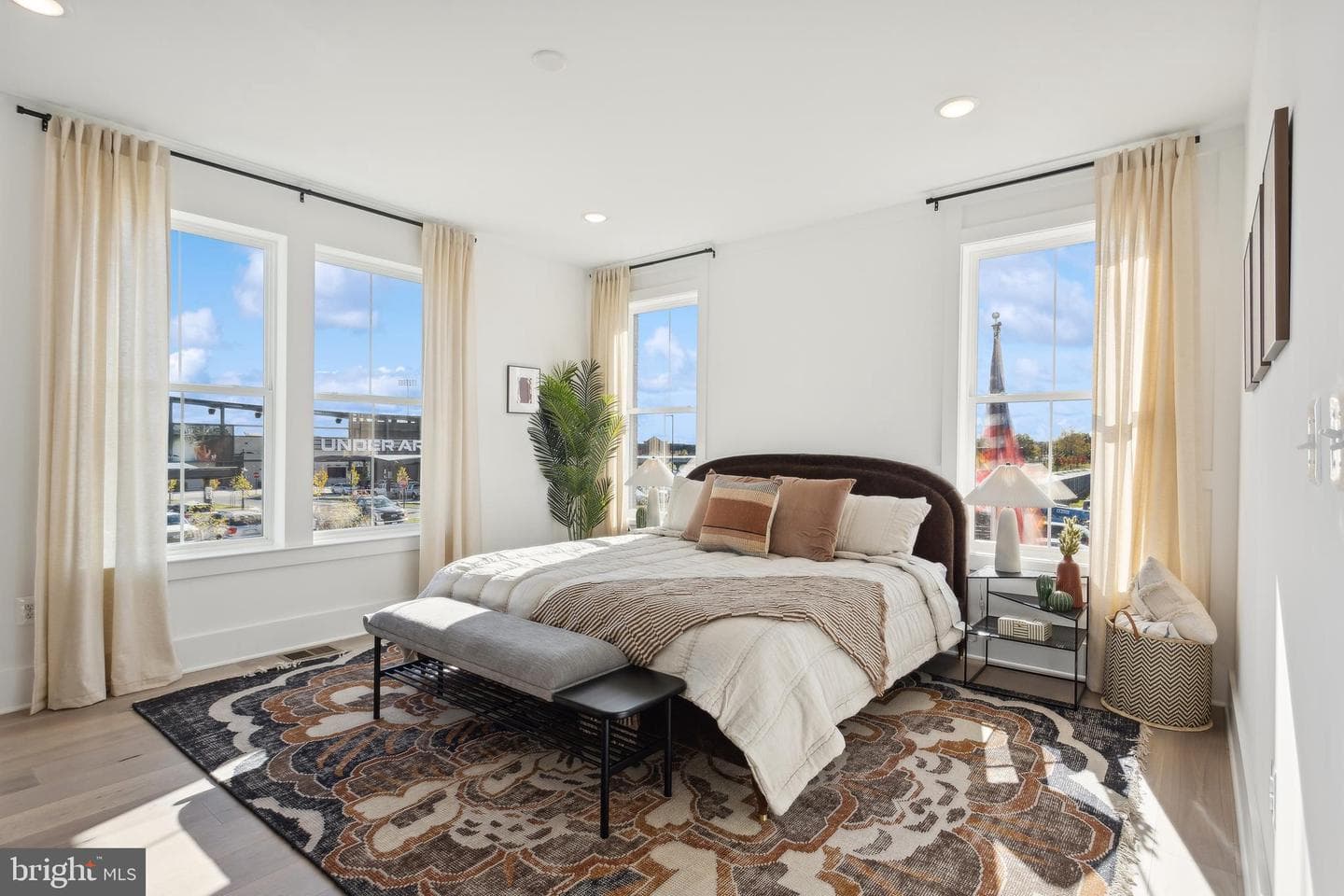 103a E Cromwell Street #1003 photo 23