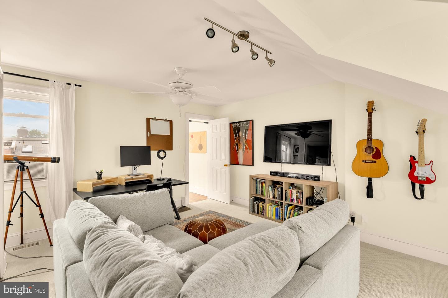 115 E Montgomery Street photo 31
