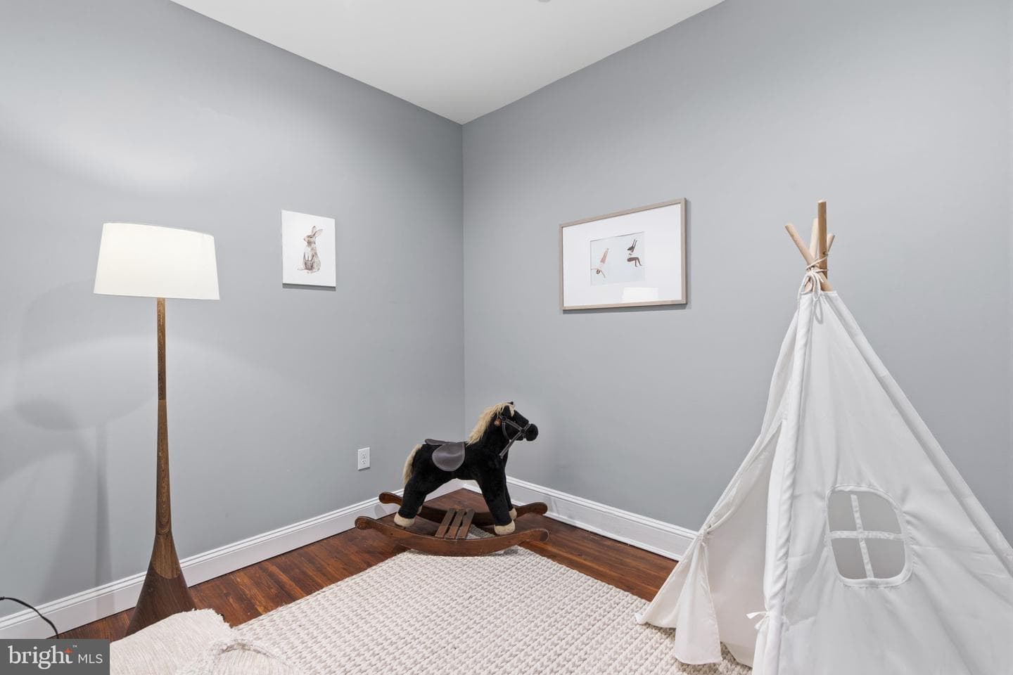 4119 Falls Road photo 15