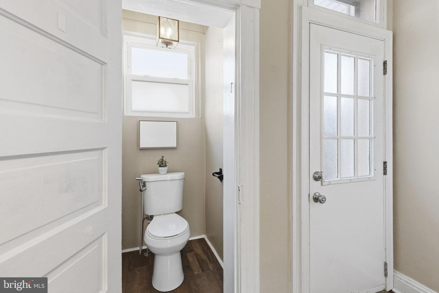 4119 Falls Road photo 8