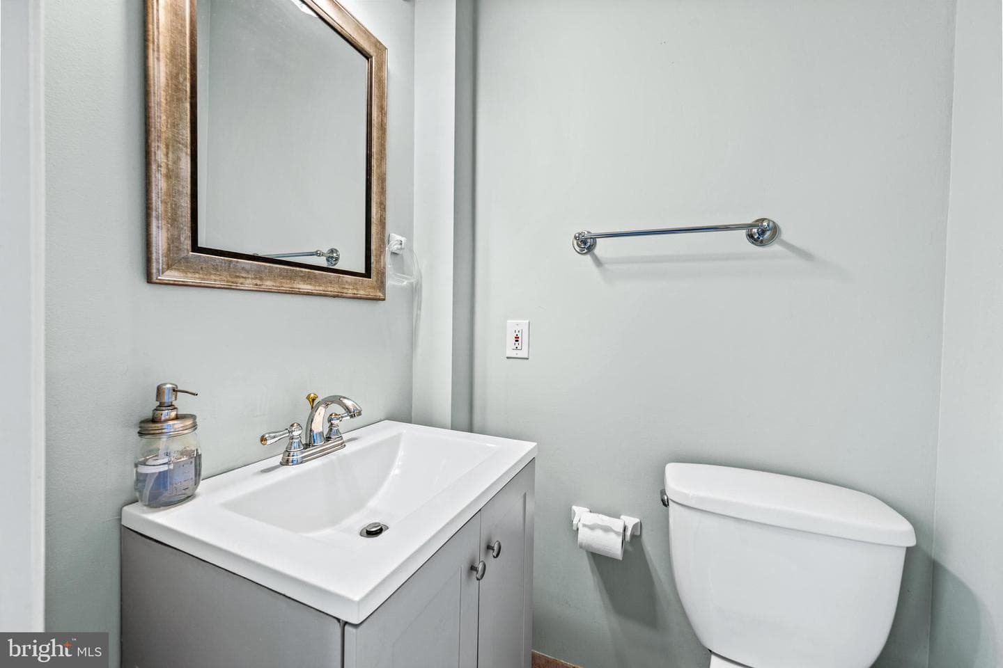 633 S Conkling Street photo 20