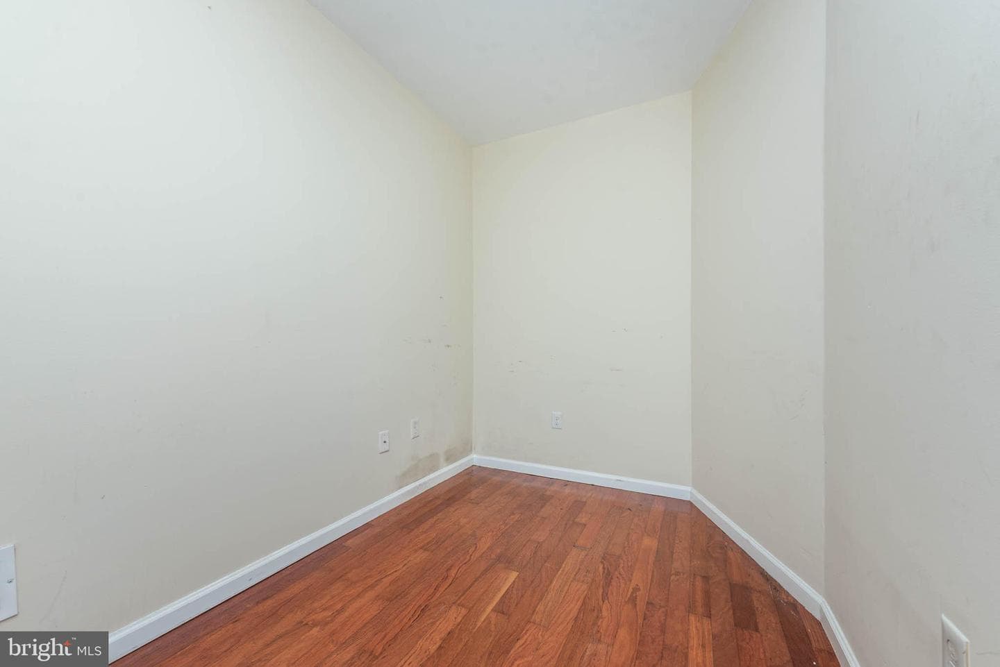2316 E Madison Street photo 13
